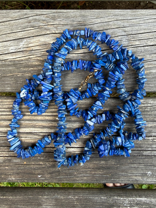 Halsband i Lapis Lazuli