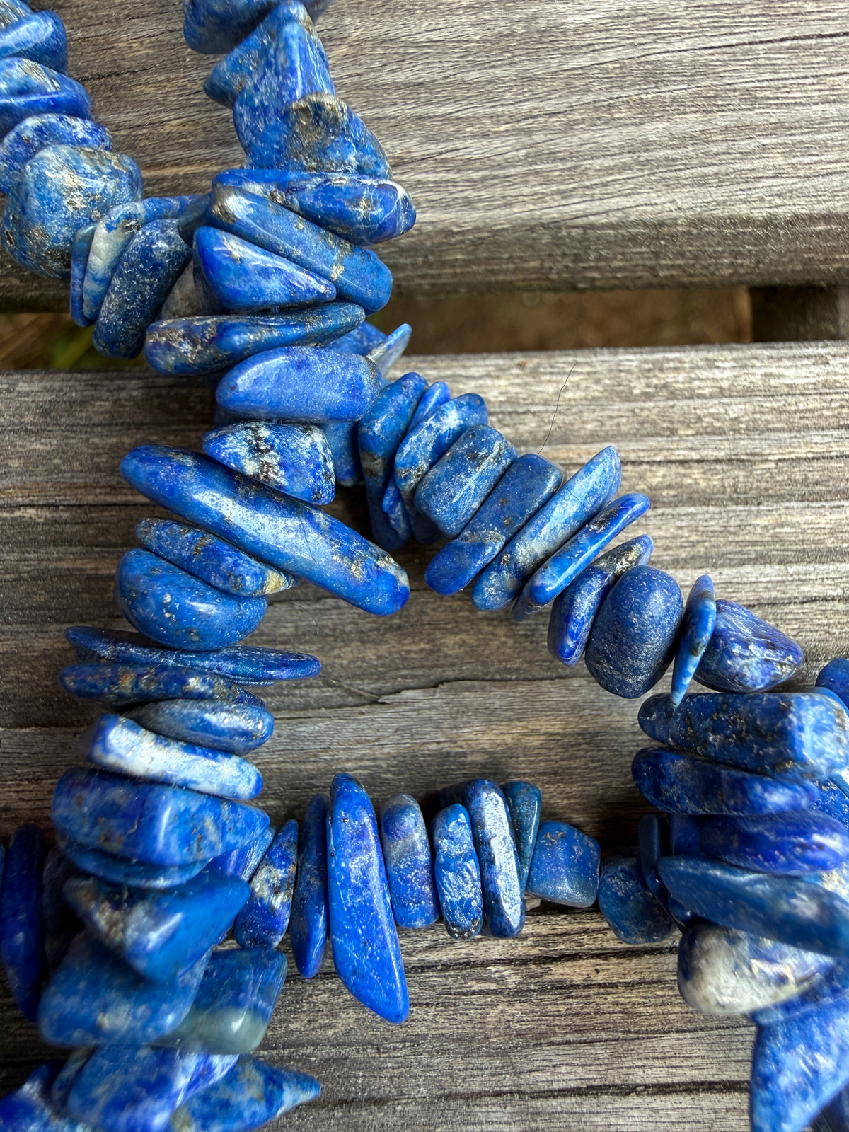 Halsband i Lapis Lazuli